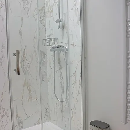 Le Casteja Chic - Elegance En Centre *