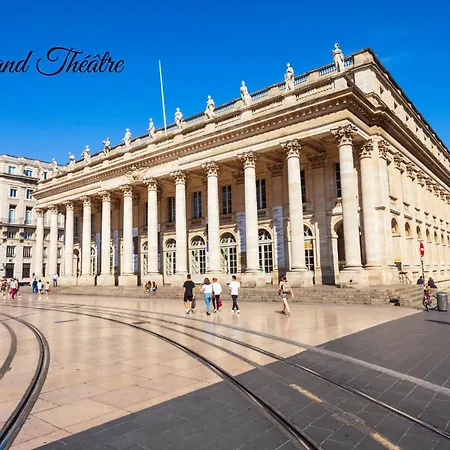 Апартаменты Le Casteja Chic - Elegance En Centre Бордо